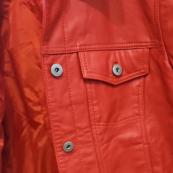 Red Jacket - Picture 8 of 8